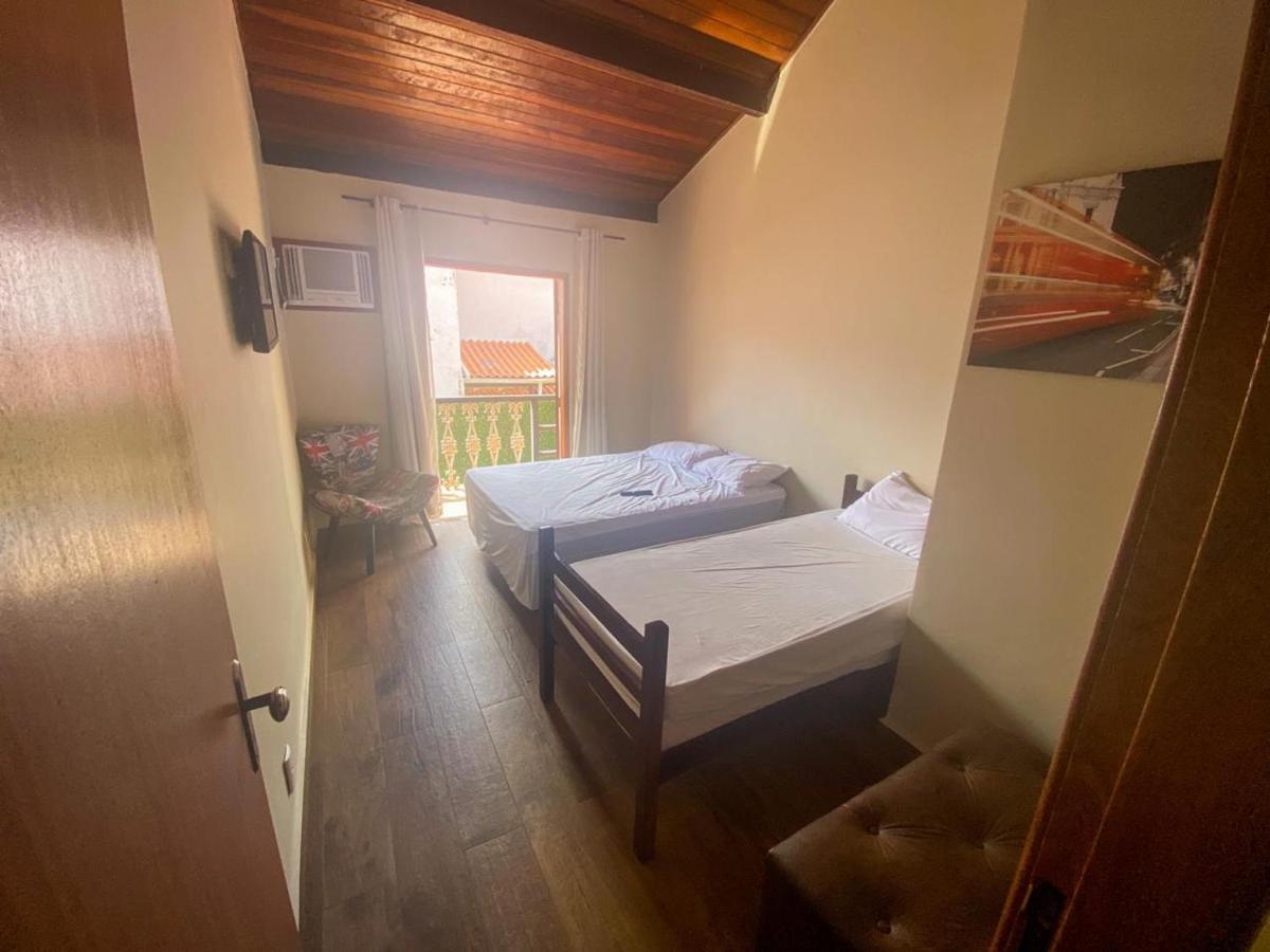 Residencia Dos Leais *